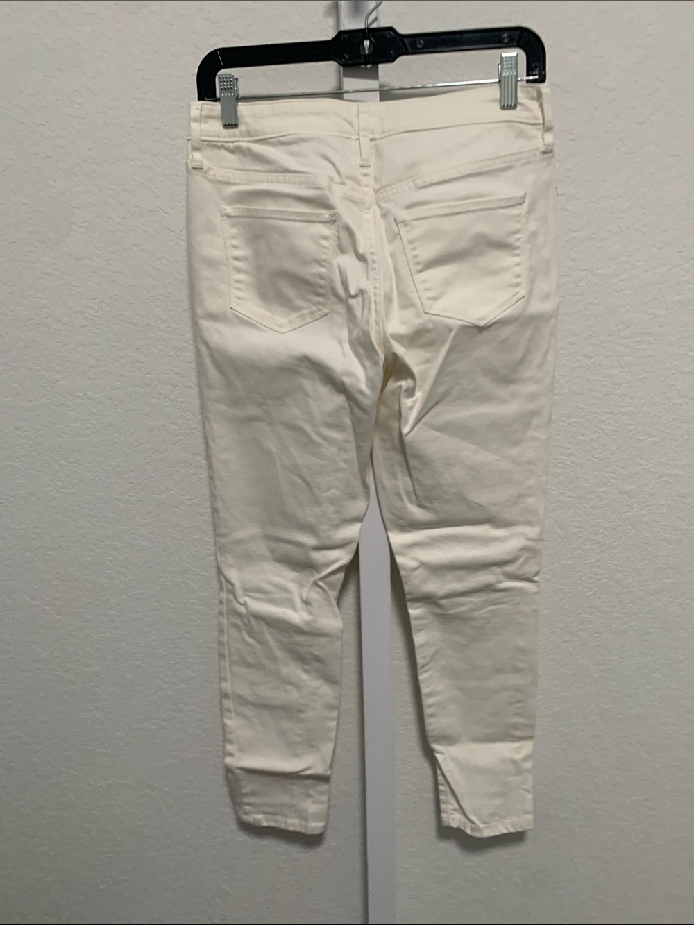 Universal Thread White Mid Rise Skinny Jeans - Picture 5 of 10